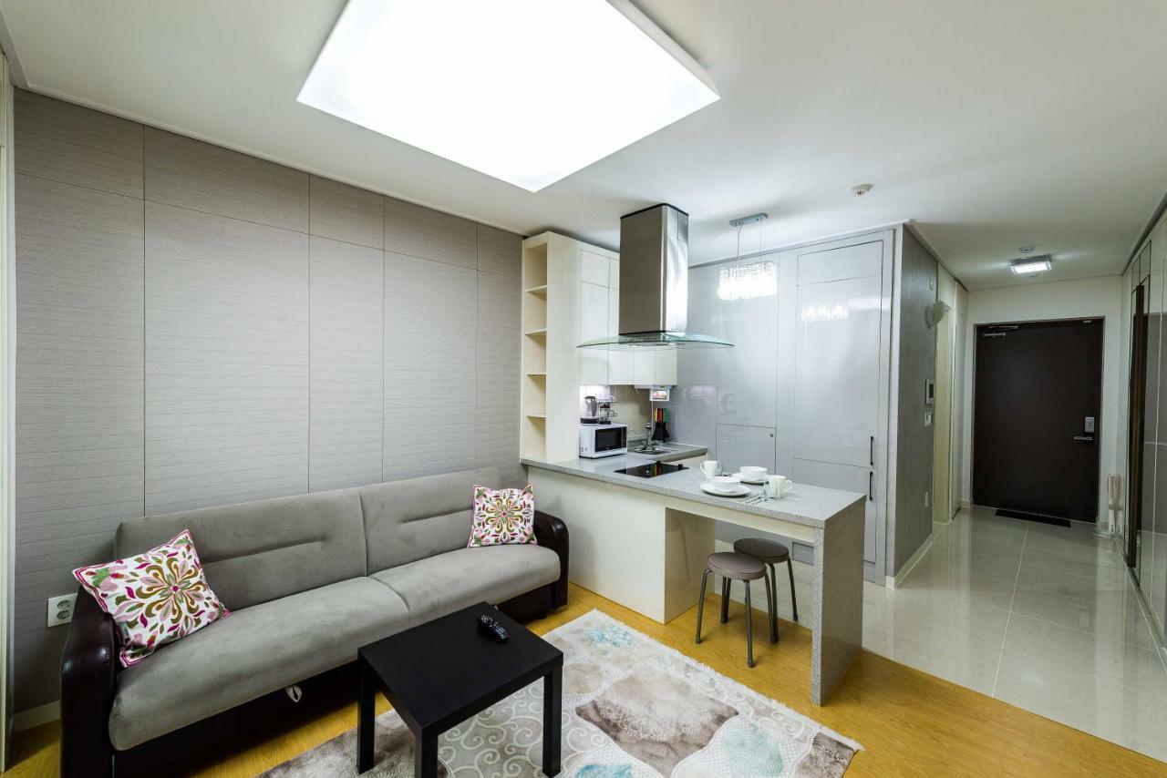 Ferienwohnung The Аddress Highvill 1 Astana Exterior foto